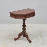 1508 6601 CONSOLE TABLE